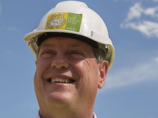 Queensland LNP leader Tim Nicholls takes a tour of Rock Trade Industries, a quarry at Helidon in the Lockyer Valley, as part of the 2017 Queensland election campaign, in Brisbane, Monday, October 30, 2017. (AAP Image/Glenn Hunt) NO ARCHIVING