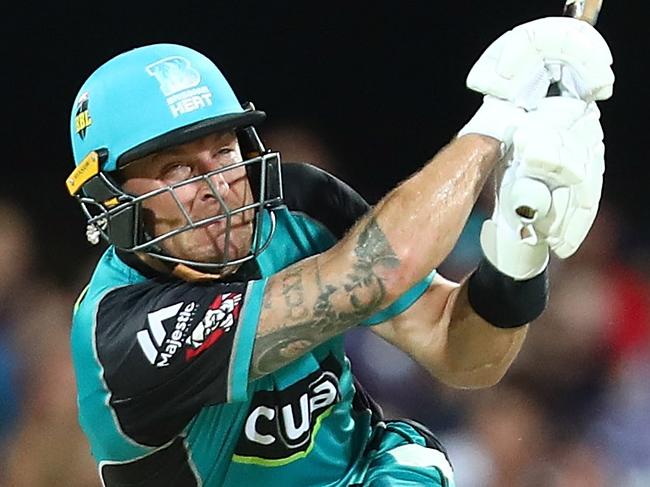 BRISBANE, AUSTRALIA - JANUARY 10:  Brendon McCullum of the Heat bats during the Big Bash League match between the Brisbane Heat and the Hobart Hurricanes at The Gabba on January 10, 2018 in Brisbane, Australia.  (Photo by Chris Hyde/Getty Images)