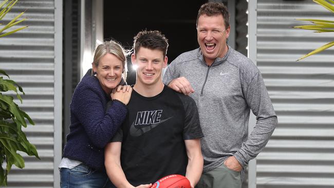 Potential No.1 draft pick Sam Walsh with his parents Jacque and Wayne. Picture: Alex Coppel.