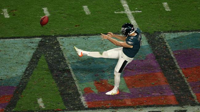 Arryn Siposs mucked his second punt. Picture: Rob Carr/Getty