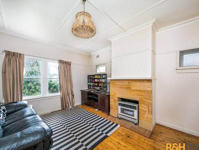 Rental properties in North Manly are asking a weekly rent of more than $1000. Picture: NSW REAL ESTATE