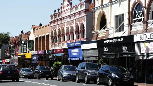 Last ditch attempt to stop parking technology being installed in Mosman. Councillor Simon Menzies will have retailers ready. Jon Page Joseph Arena Simon Menzies Ali Bazzi Peter Coleman Michael Rees