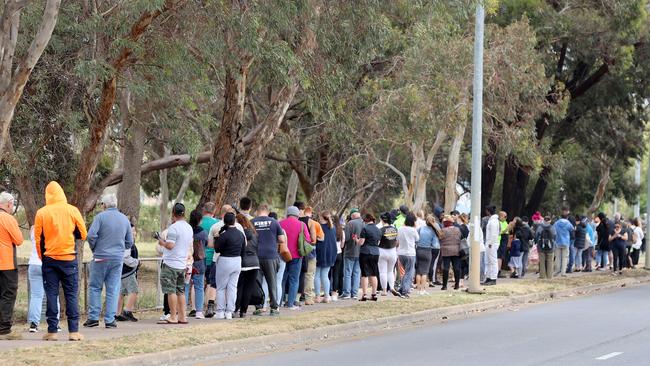 Hundreds are queuing at the COVID-19 Testing site at Parafield Airport. Picture: Kelly Barnes/Getty Images