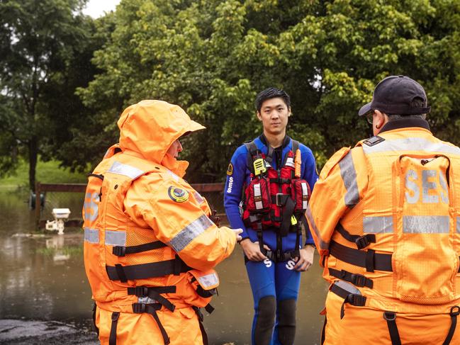 Members of State Emergency Service are seen in Windsor on March 21, 2021 in Sydney, Australia. Picture: Jenny Evans/Getty Images