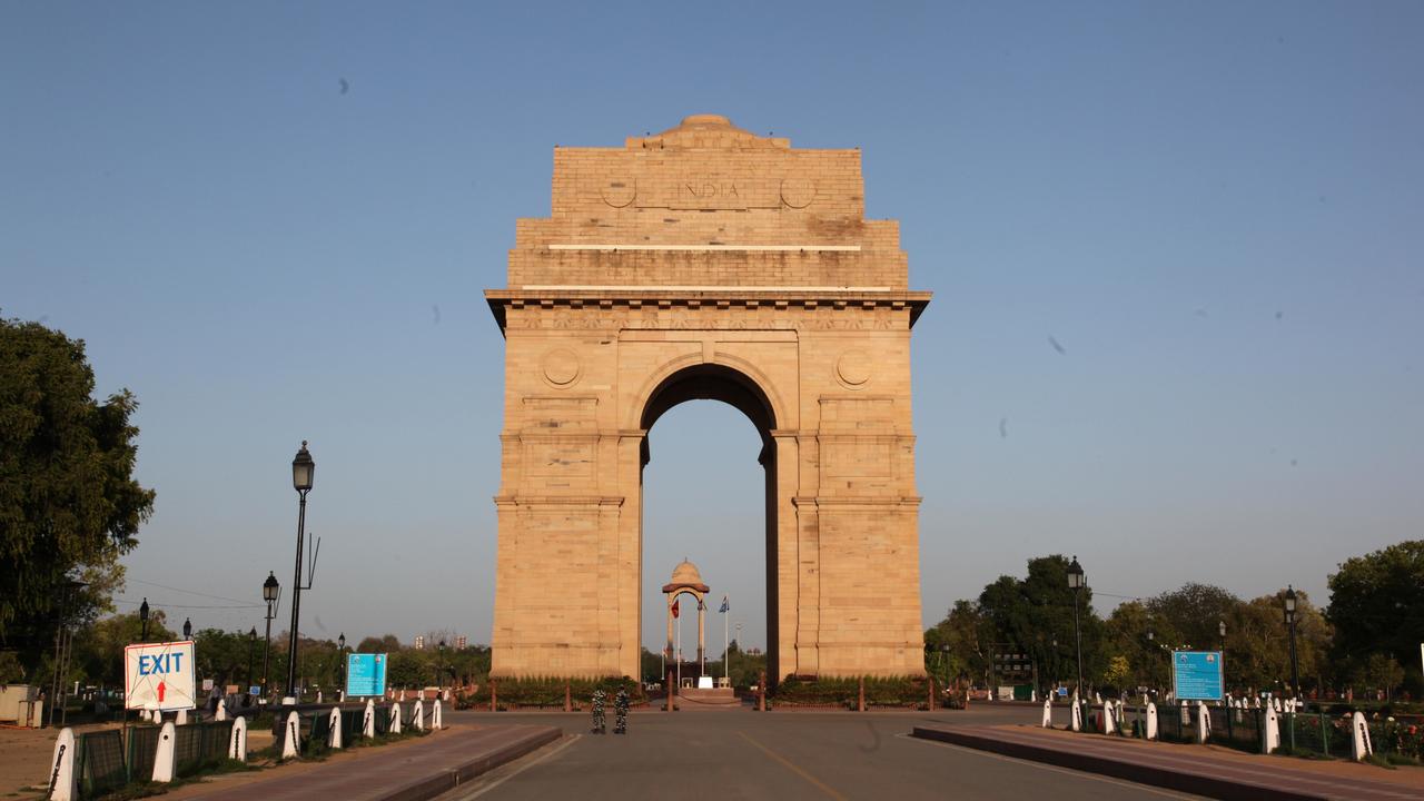 Clear skies around the iconic monument, India Gate, which was closed to the public as India battled their first wave in April 2020. Picture: Pallava Bagla/Corbis via Getty Images)