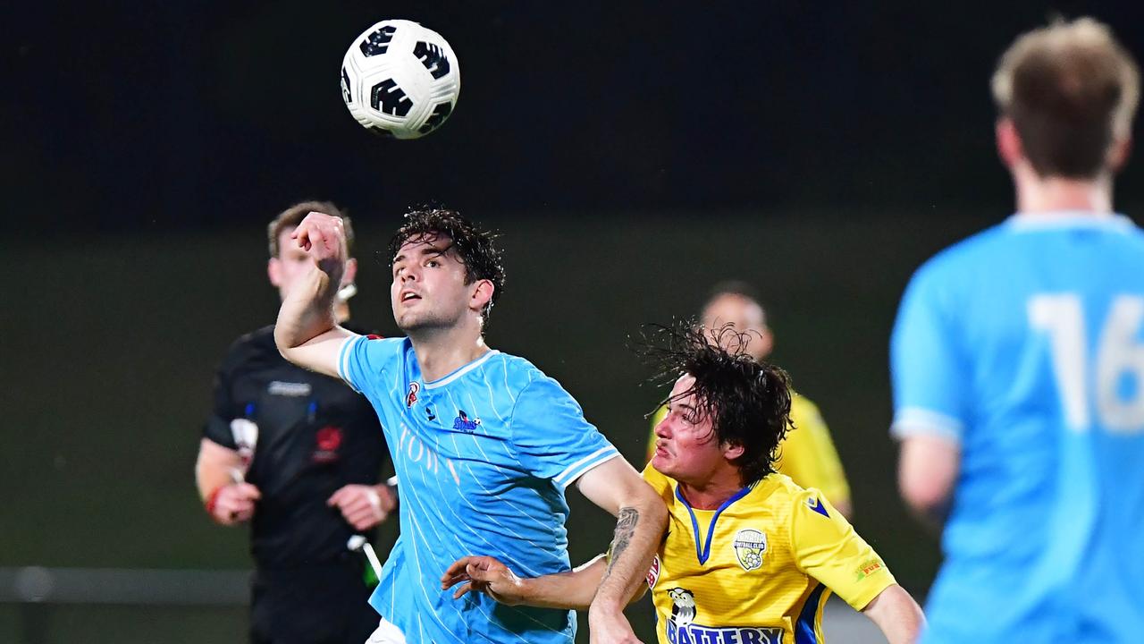 SOCCER: Men's, Kawana V Maroochydore Swans. Picture: Patrick Woods.