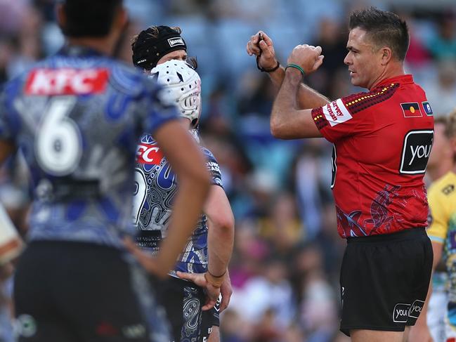 SYDNEY, AUSTRALIA - MAY 21: Reed Mahoney of the Bulldogs is placed on report by referee Chris Butler during the round 12 NRL match between Canterbury Bulldogs and Gold Coast Titans at Accor Stadium on May 21, 2023 in Sydney, Australia. (Photo by Cameron Spencer/Getty Images)
