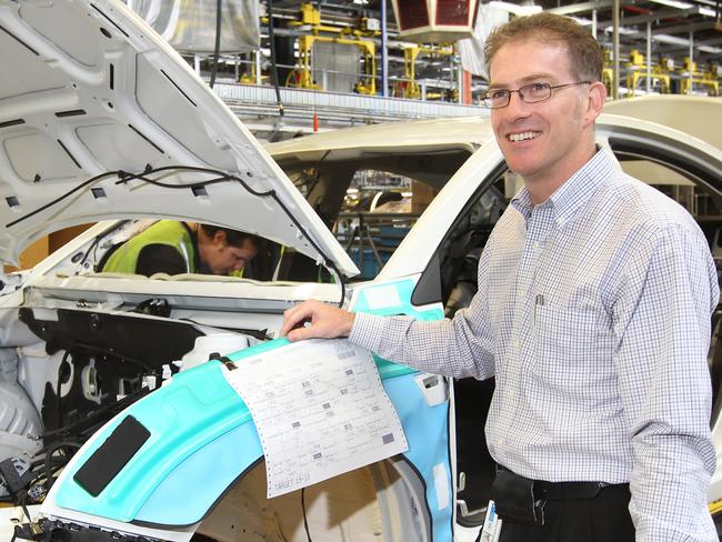 Breaking the bad news today: Holden’s executive director of manufacturing Richard Phillips.