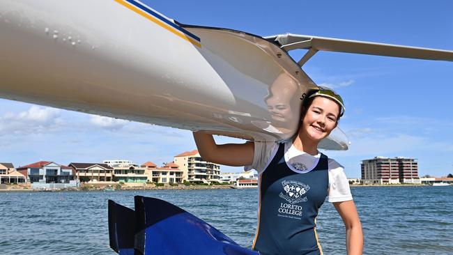 Loreto rower Victoria Binns. Picture: Keryn Stevens