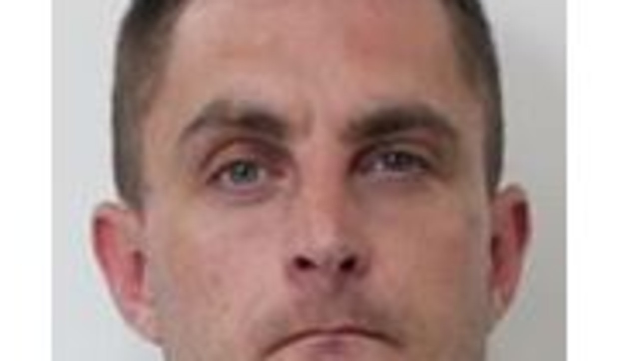 SEQ prison escapee sparks second manhunt