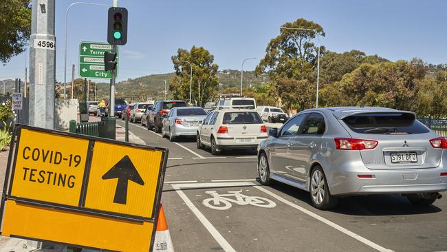 Long waits for Covid tests at the Daw Park site on Monday. Picture: Matt Loxton