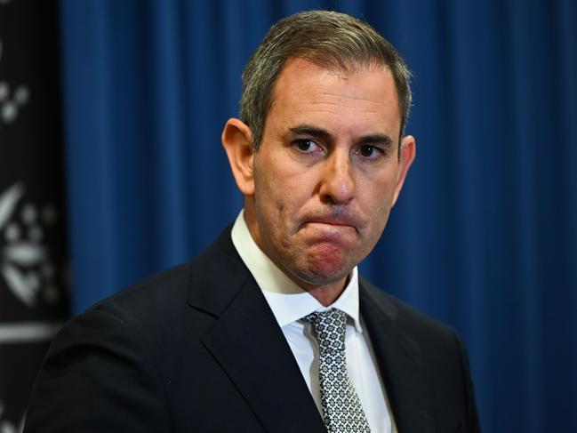 BRISBANE, AUSTRALIA - NewsWire Photos - JANUARY 8, 2025. Federal Treasurer Jim Chalmers speaks during a press conference in Brisbane, following the release of monthly CPI data.Picture: Dan Peled / NewsWire