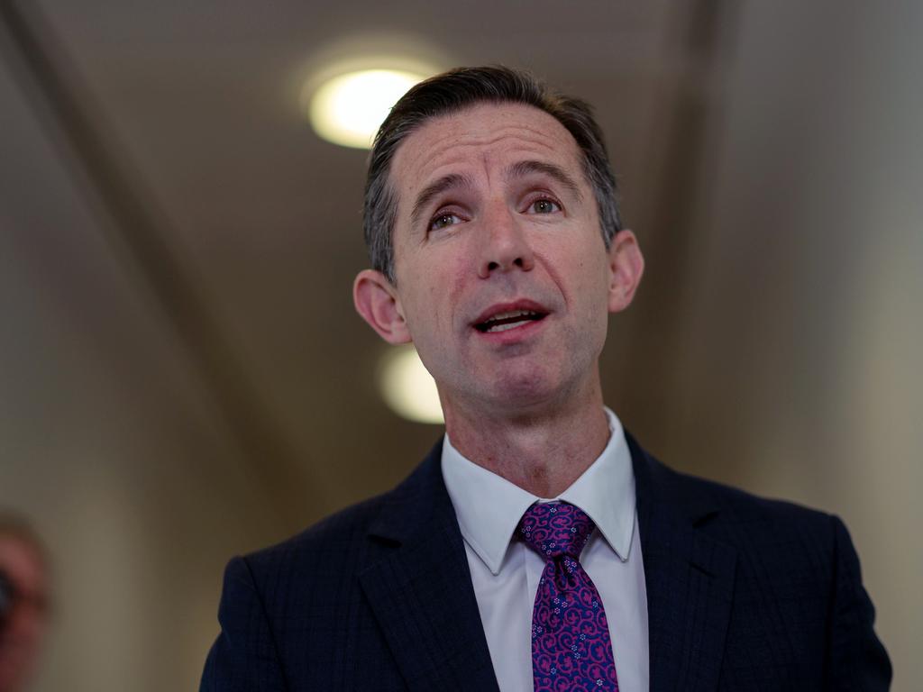 Opposition foreign affairs spokesman Simon Birmingham has urged the government to release the full report Picture: NCA NewsWire / Gary Ramage