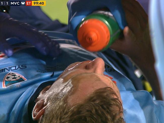 Wilkinson goes down with an injury.