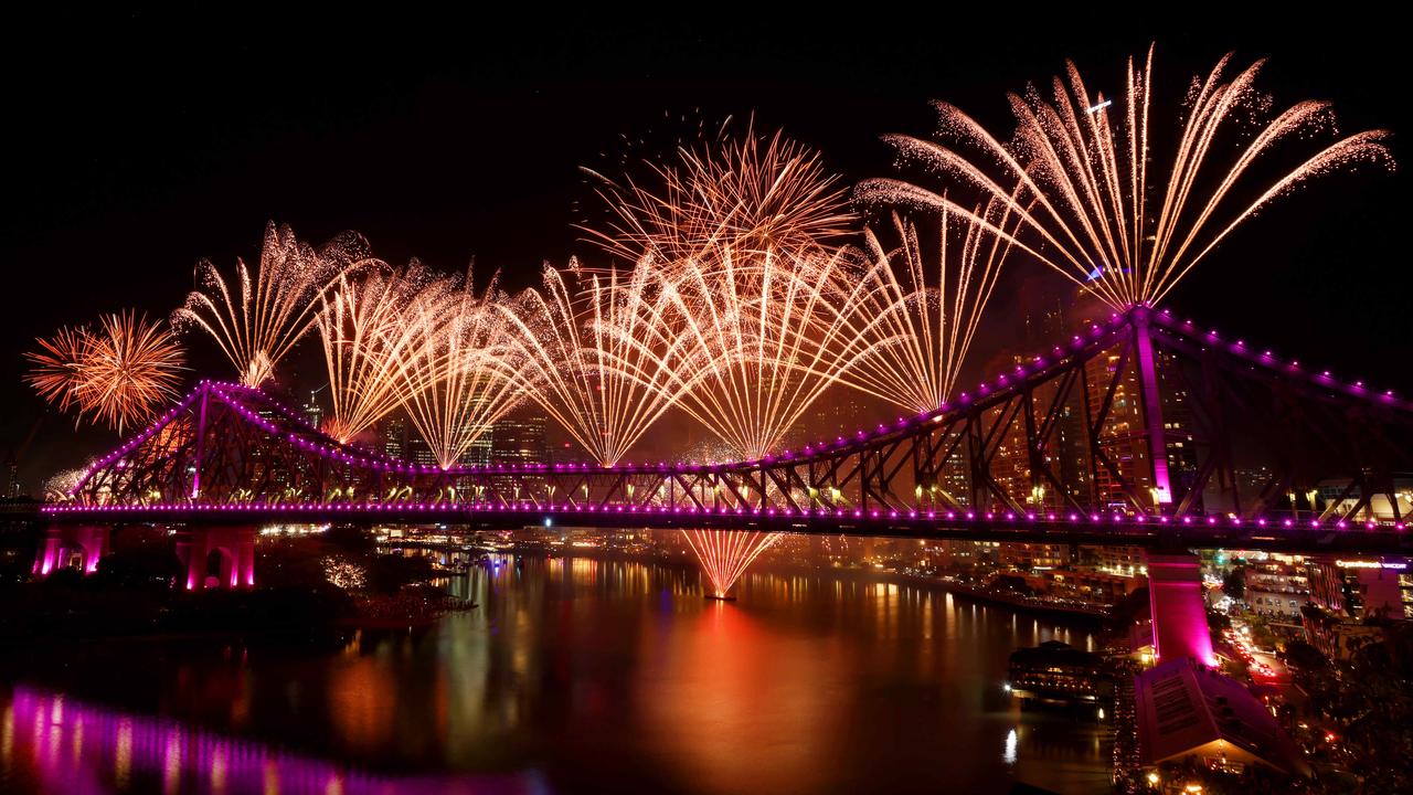 Fireworks at RiverFire from Howard Smith wharves, City, on Saturday 2nd September 2023 - Photo Steve Pohlner