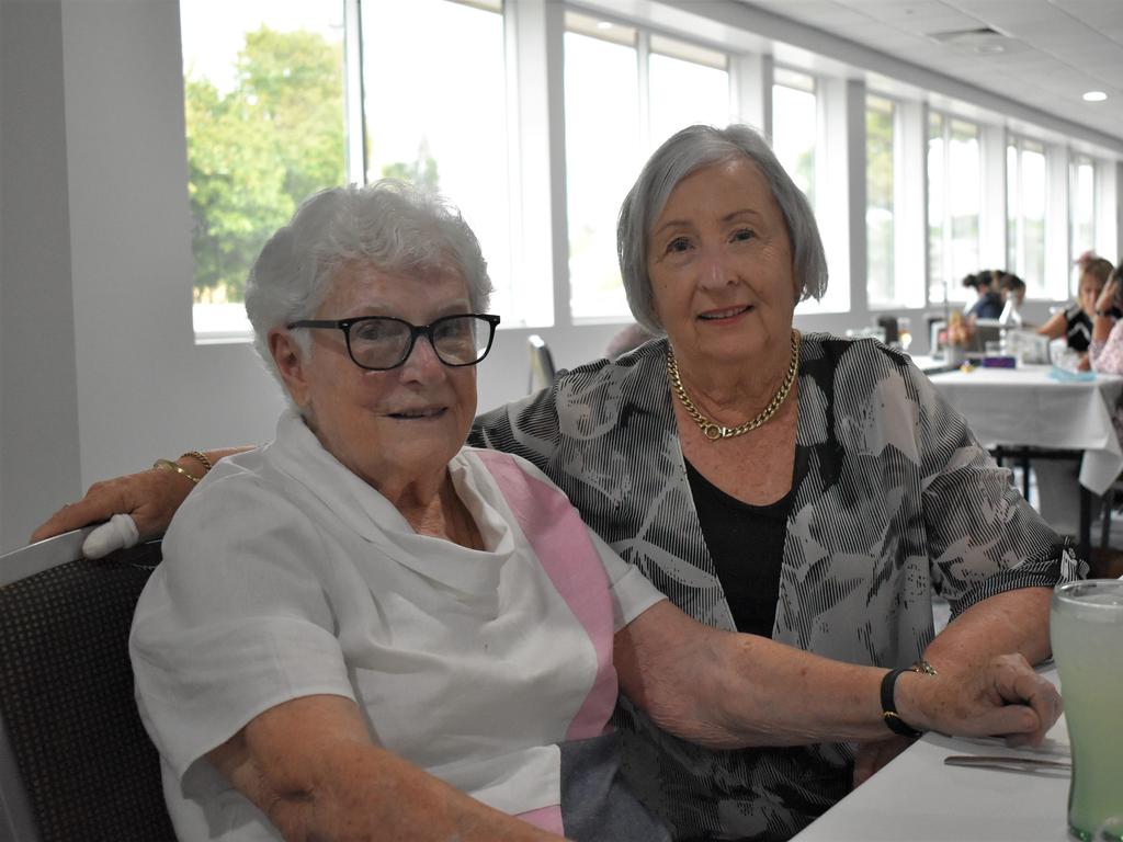 Dawn Binns and Noeline Simpson at the Grafton District Services Club 2021 Melbourne Cup Luncheon.