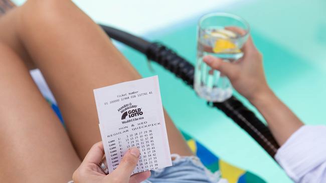 A couple holidaying in Cairns has won $1 million in Gold Lotto.