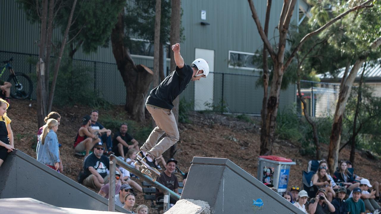 Anthony Tenant pictured competing at Berowra skate park at the skate, scooter and BMX battle royale. (AAP IMAGE / MONIQUE HARMER)