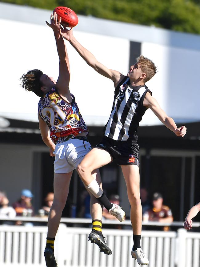 Aspley player Zachary Grills and Sherwood player Tom Gillett. Picture, John Gass