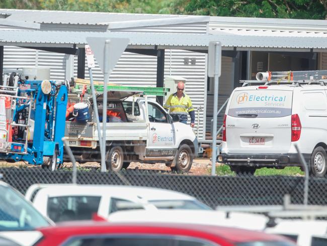 Tradesmen at the Inpex Workers Village at Howard Springs in Darwin. Picture: Glenn Campbell