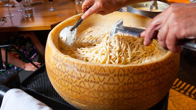 Cheese wheel pasta at Il Gancio, Toombul