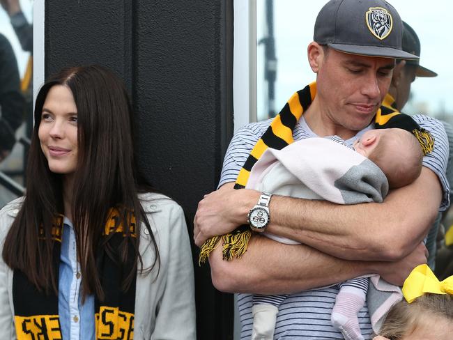 Matthew Richardson with partner Genevieve Holliday and their newborn daughter Zoey. Picture: Tim Carrafa