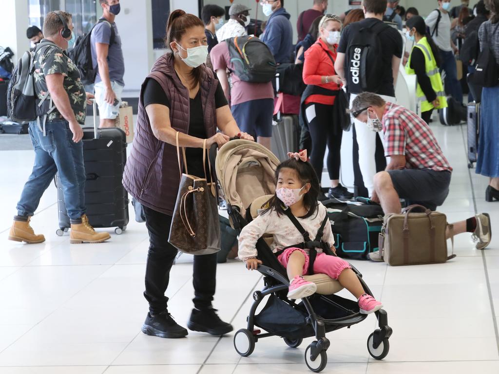 Customers were given little warning before Jetstar Christmas Eve flights on busy routes were canned. Picture: NCA NewsWire / David Crosling