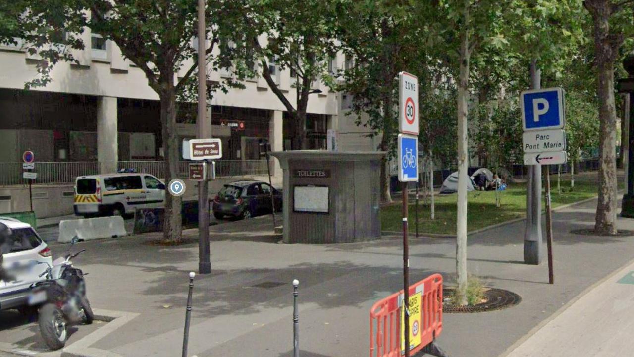 A US woman was allegedly raped in a public toilet in a tourist hotspot of Paris. Picture: Google Maps