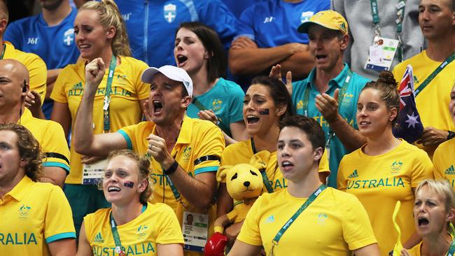 Aussie swimmers cheer Mack Horton to victory in the 400m final. Picture: Phil Hillyard