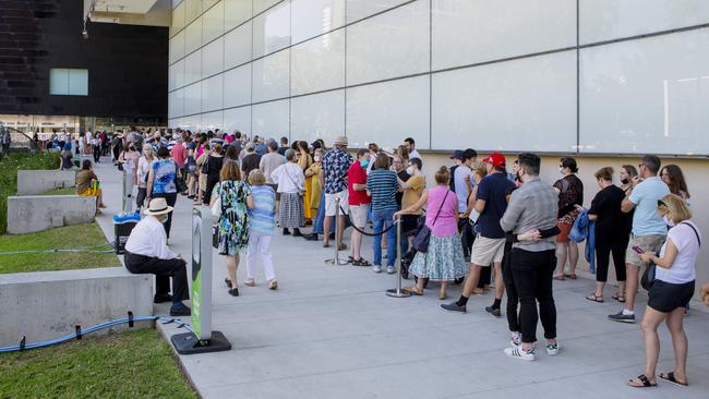 Queues at the Gallery of Modern Art (GOMA) in Brisbane to see the European Masterpieces from the Metropolitan Museum of Art. Picture: Jerad Williams