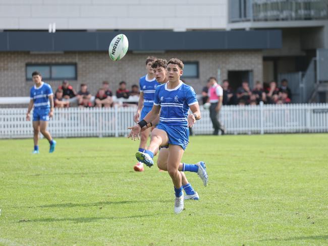 St Dominic's College (Blue) v Bass Hill HS. Picture: Tim Hunter.