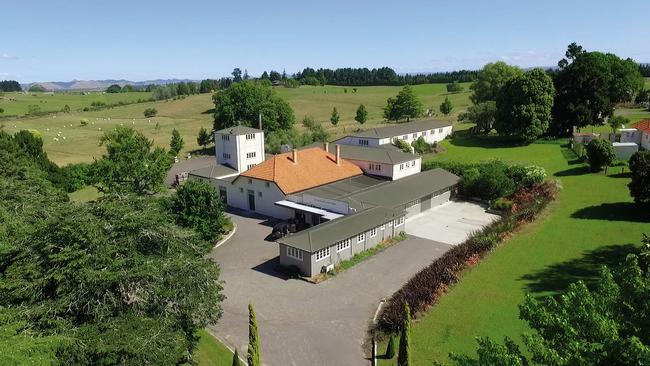 Guests on board Invivo Air’s inaugural flight will tour the brand’s Te Kauwhata winery in New Zealand.