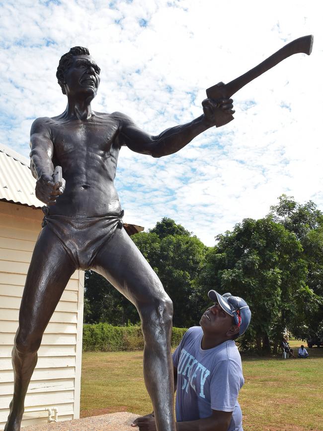 A life size bronze statue of Matthias Ulungura at Bathurst Island.