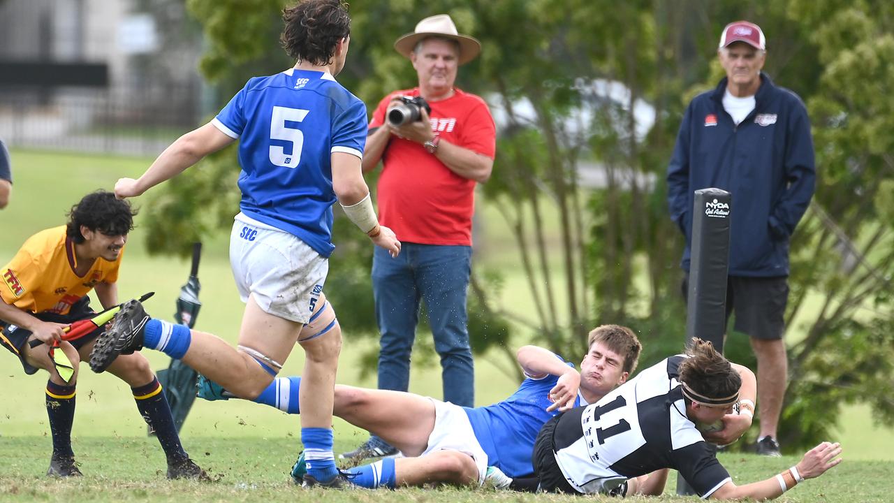 Iona College No 11 for a try AIC First XV rugby union between Iona College and St Edmund's College. Saturday May 4, 2024. Picture, John Gass