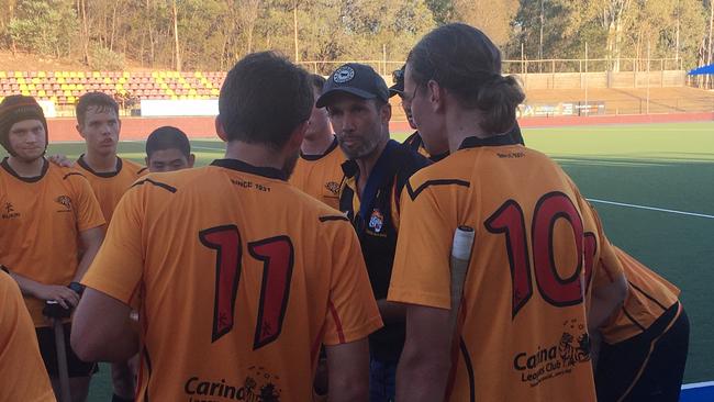 The injured Mark Knowles rallies his Easts' team