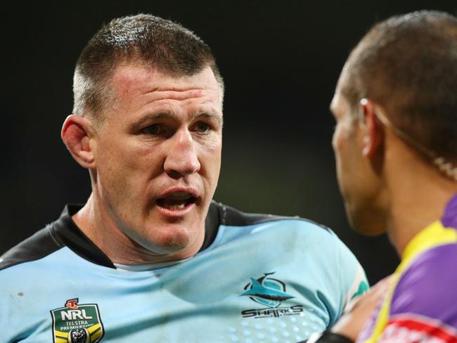 MELBOURNE, AUSTRALIA - AUGUST 12:  Paul Gallen of the Sharks talks to referee Ashley Klein during the round 22 NRL match between the Melbourne Storm and the Cronulla Sharks at AAMI Park on August 12, 2018 in Melbourne, Australia.  (Photo by Graham Denholm/Getty Images)