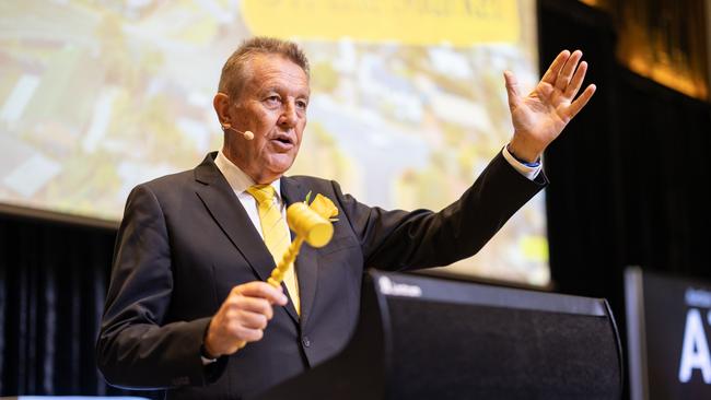 Ray White Surfers Paradise Group chairman and auctioneer Andrew Bell at The Event 2023. He’ll be back again on Sunday. Picture: Celeste Humphrey/novasoma photography