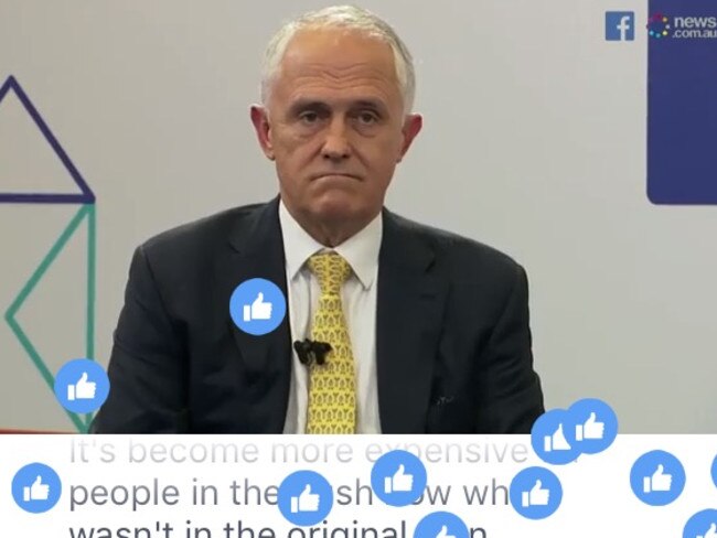 Bill Shorten asked viewers to press “like” if they preferred fibre to copper. And the likes came pouring in.