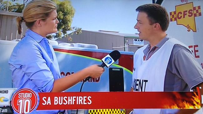 Sarah Harris covers the South Australian bush fires on Channel 10.