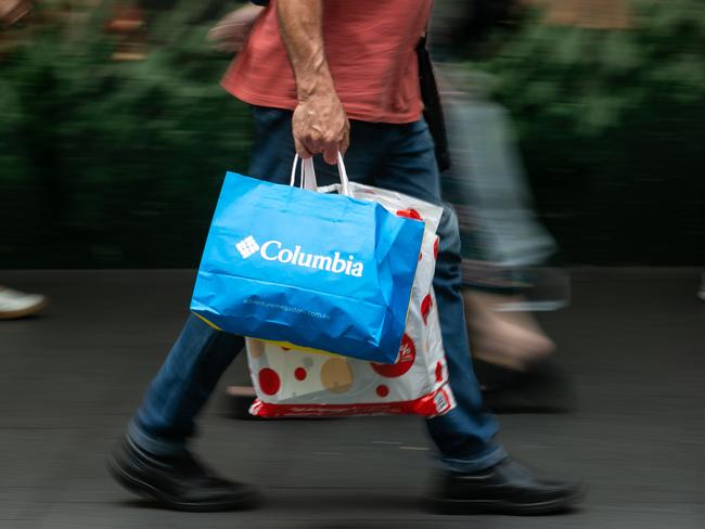 SYDNEY, AUSTRALIA - NewsWire Photos January 31st 2023:Retail shoppers in SydneyÃs CBD.Picture: NCA NewsWire / Brendan Read