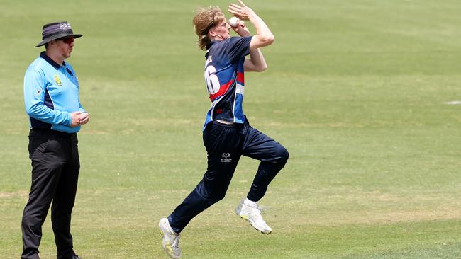 Max Birthisel in action for Footscray. Picture: George Salpigtidis