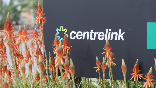 The government last month increased its wage offer to 160,000 public servants. Picture: NCA NewsWire/Emma Brasier