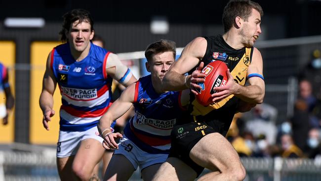 14/8/21 - SANFL game between Glenelg and Central District at Glenelg Oval. GlenelgÃs Chris Curran with the ball. Picture: Naomi Jellicoe