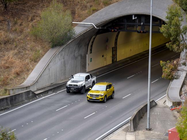 ADELAIDE, AUSTRALIA - NewsWire Photos MAY 20 2024: The Heysen Tunnels South Eastern Freeway projects. Picture: NewsWire / Roy VanDerVegt