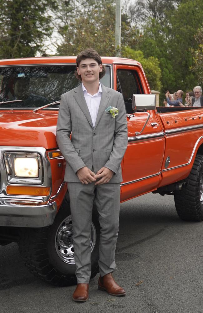 Students arriving in style for the 2024 Glasshouse Christian College formal at Flaxton Gardens.