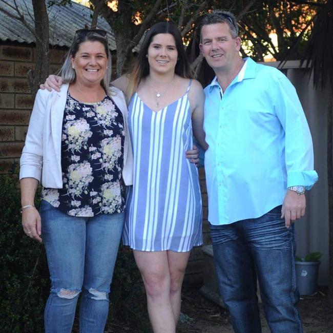 Aleathea and Jason Barnett with daughter Logan, who is turning 21 on September 3. Photo Supplied