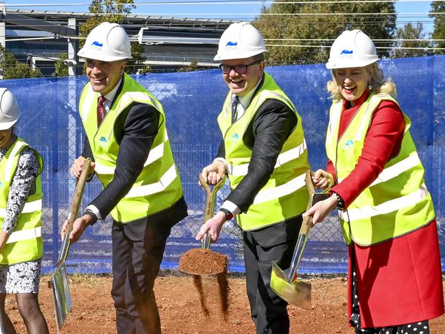 Premier Peter Malinauskas MP ,Lucy Hood MP  and Chris Picton MP South Australian Minister for Health and Wellbeing  with representatives from the W& CH turn the first sod marking the start of first stage construction works on the New Women's and Children's Hospital.Tuesday,April,30.2024.Picture Mark Brake