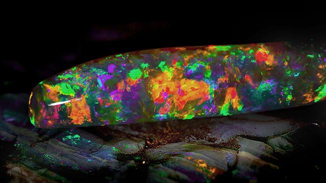 The Virgin Rainbow opal at the SA Museum.