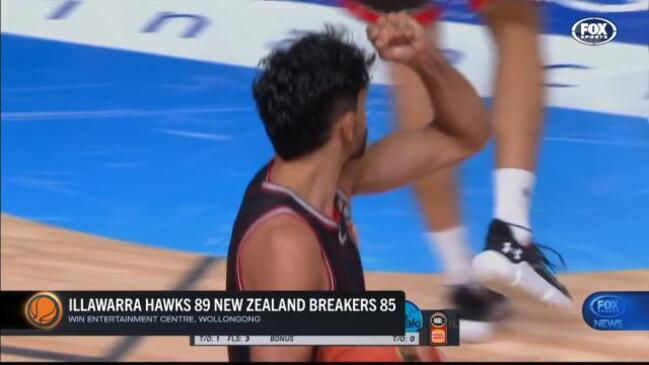 The Illawarra Hawks move into top six after nail biting finish agains the New Zealand Breakers.