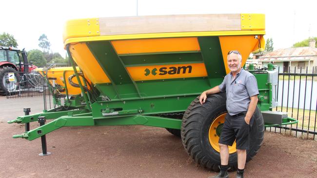 Paddock pleaser: Rhys Evans sales consultant Mick Milbourne with the SAM spreader.